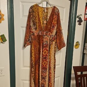 Live 4 Truth Vibrant Floral Cover Up in Yellow and Brown